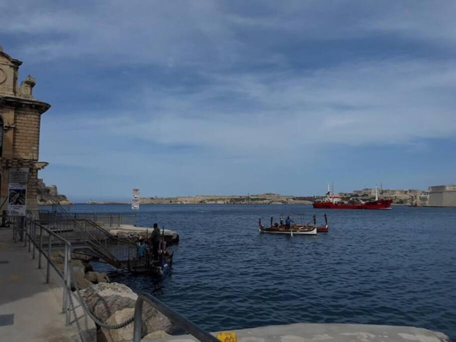 Valletta Apartment With Harbour Veiw Valeta Exterior foto